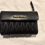 【修理後】MIUMIU三つ折り財布　色：黒